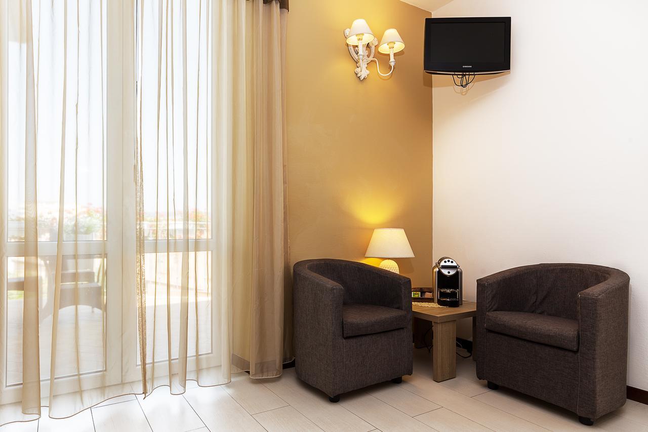 Aparthotel Le Residenze Del Centro Olbia Exterior foto