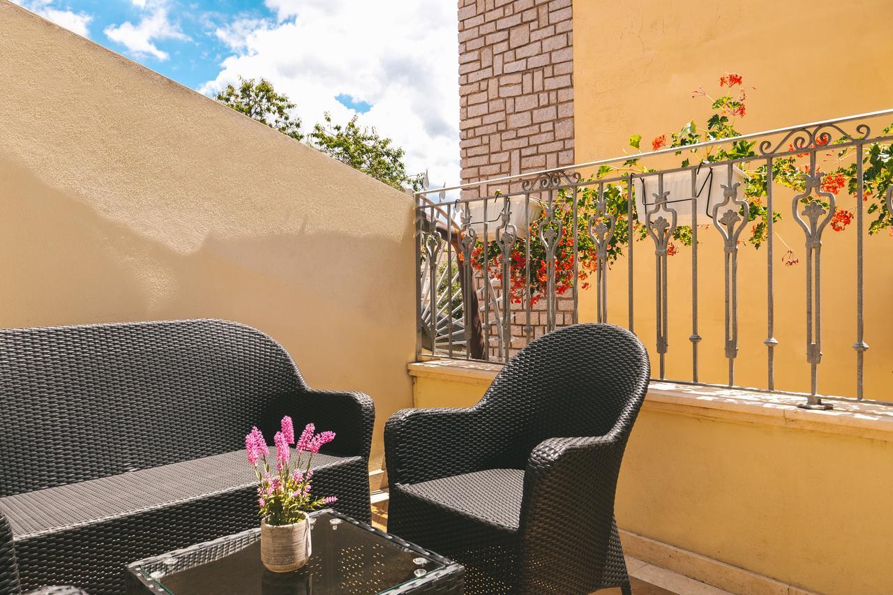 Aparthotel Le Residenze Del Centro Olbia Exterior foto